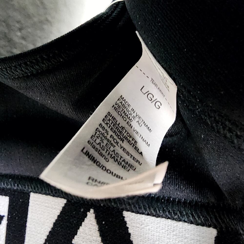 Under Armour NWT HeatGear Mid Branded Sports Bra Black Compression Support Large - Picture 9 of 13